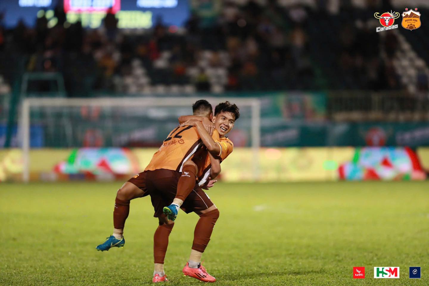 Đấu Nam Định, HLV Lê Quang Trãi khẳng định: "HAGL biết mình là ai"