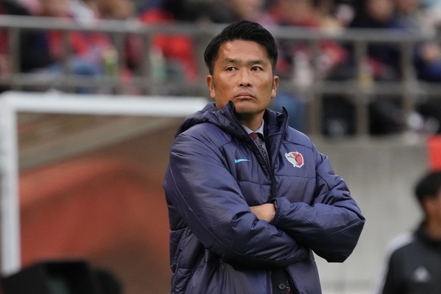 HLV Iwamasa Daiki tự hào vì giúp Hà Nội FC lên nhì bảng