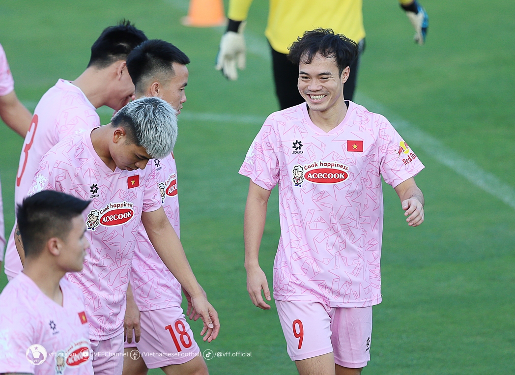 Ảnh bài viết Văn Toàn nói gì về HLV Kim Sang-sik