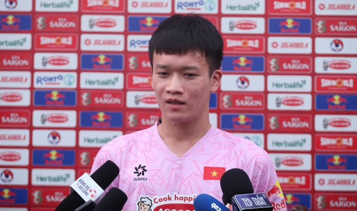 Ảnh bài viết Hoàng Đức nói gì về HLV Kim Sang-sik