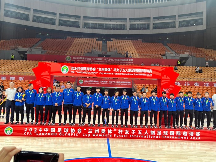 Rơi chiến thắng dù dẫn trước 2 bàn, ĐT Futsal nữ Việt Nam nhìn đối thủ lên ngôi vô địch