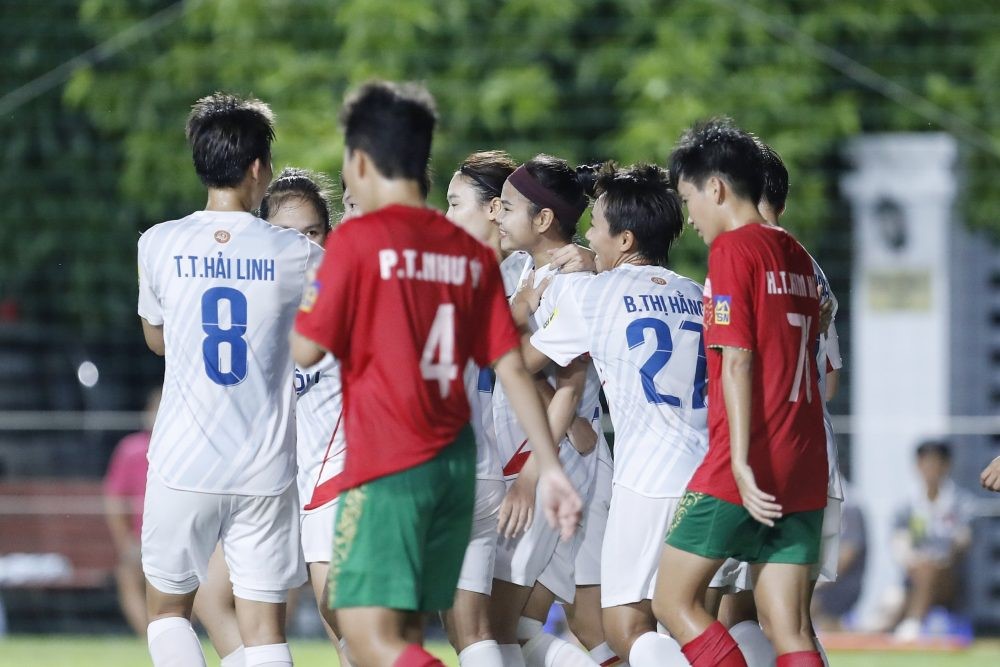 Hà Nội I thắng 7-0, Than KSVN ngược dòng hạ Thái Nguyên