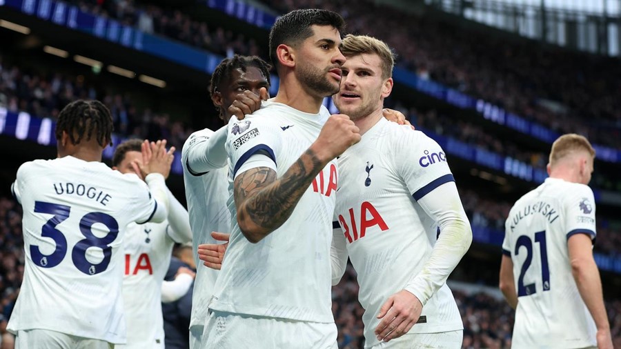 Thấy gì từ những trận giao hữu vừa qua của Tottenham?