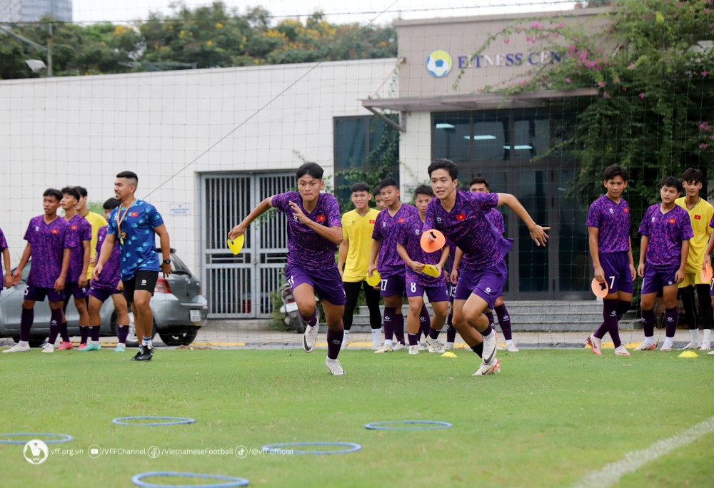 HLV Cristiano Roland: Các đối thủ của U16 Việt Nam đều rất chất lượng
