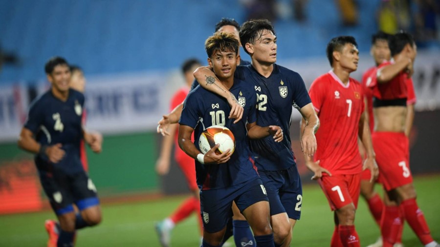 Ảnh bài viết BLV Quang Huy: Bóng đá Việt Nam chưa có gì ghê gớm cả, đừng mơ World Cup