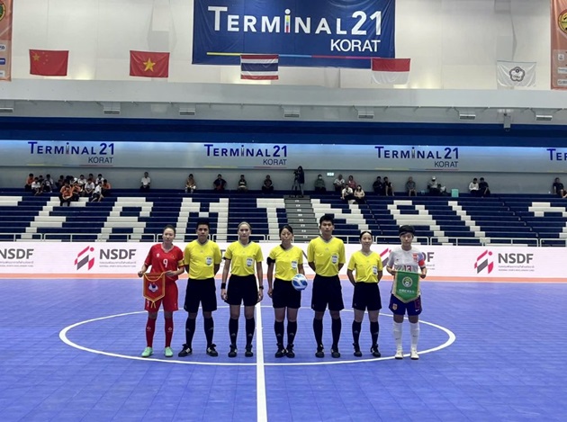 Thắng đậm Trung Quốc, Futsal nữ Việt Nam có cơ hội vô địch