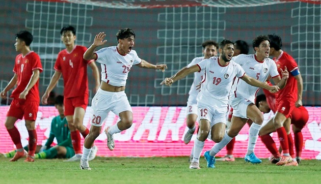 Báo Indonesia dự báo 'tương lai đen tối' cho bóng đá Việt Nam