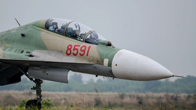 Phi công Su30-MK2 chia sẻ động tác khó nhất, nói lời xúc động