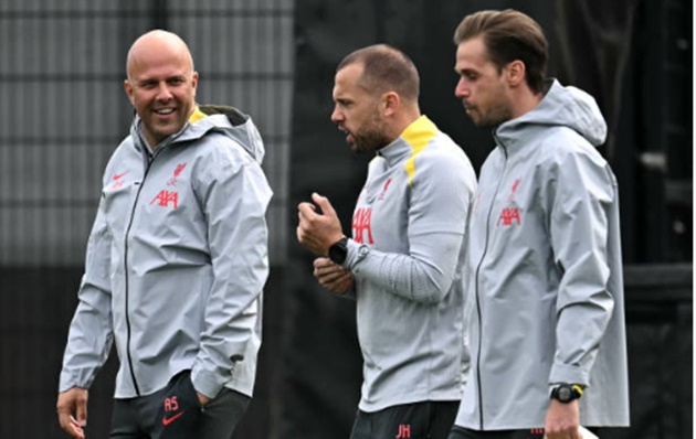 ''Pep có thể lo lắng về Liverpool hơn là Arsenal''