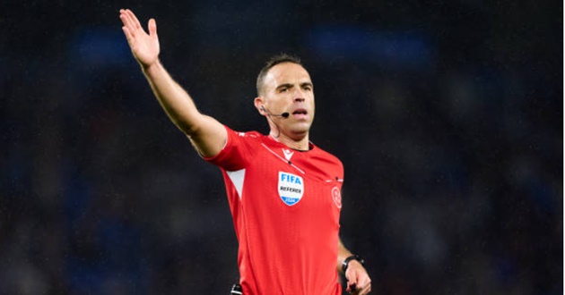 Ảnh bài viết Deco yêu cầu La Liga giải thích sau bàn thắng bị từ chối của Lewandowski