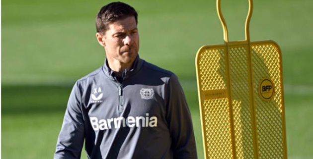 Ngày trở lại Anfield đầy sóng gió của Xabi Alonso