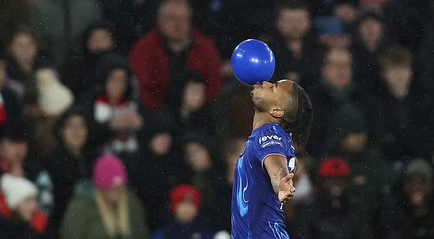 Barca xác định thời điểm chiêu mộ ngôi sao ''bất mãn'' của Chelsea