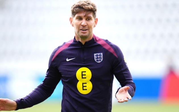 Rõ khả năng ra sân của John Stones cho tuyển Anh