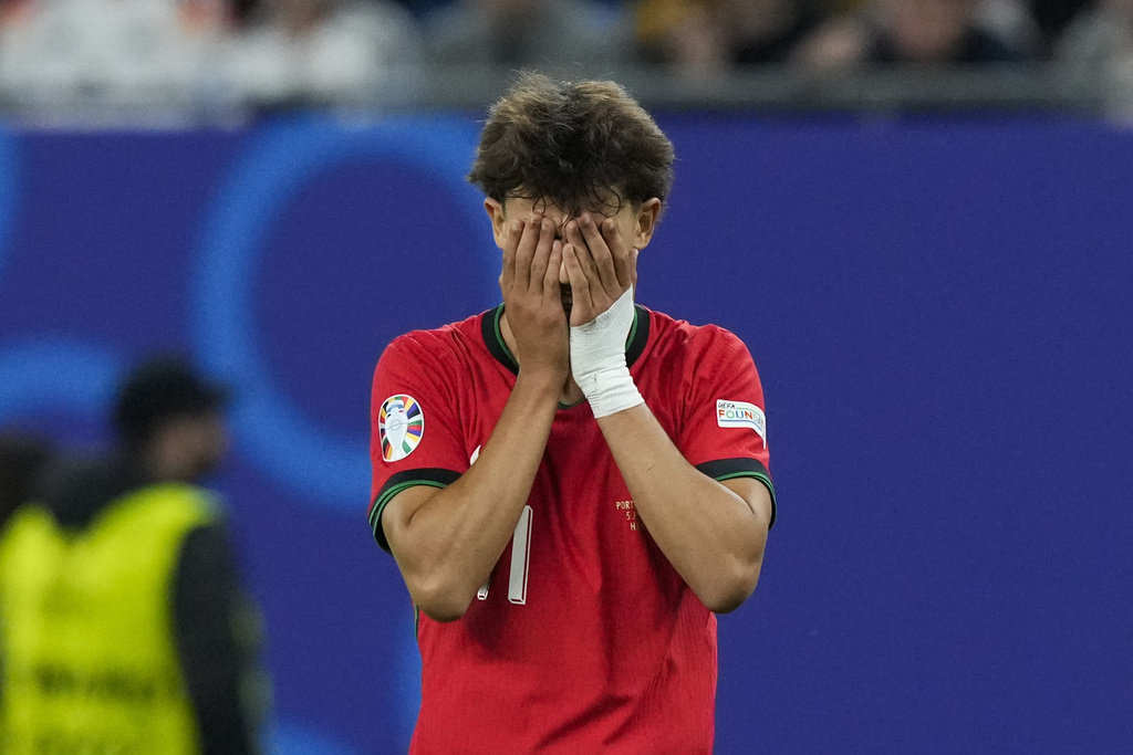 Ảnh bài viết Matteo Moretto: Hàng loạt CLB đến hỏi mua Joao Felix