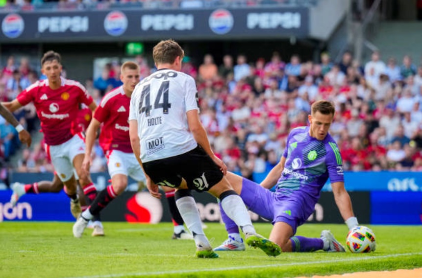 Ảnh bài viết Chuyền bóng chính xác 90%, 7 pha cứu thua: Sao trẻ M.U ghi điểm với Ten Hag