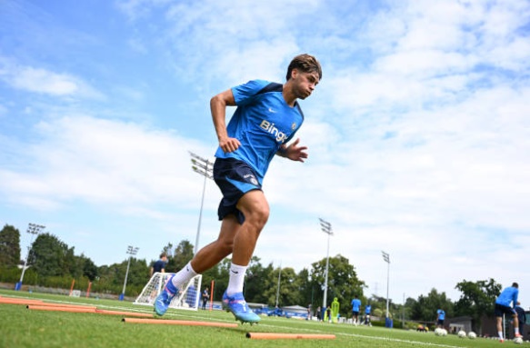 Ảnh bài viết Yêu cầu tân binh rời đi, Maresca tạo ra ''vụ nổ'' tại Chelsea? 