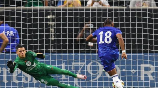 Enzo Maresca thích ra mặt ngôi sao 3 trong 1 của Chelsea