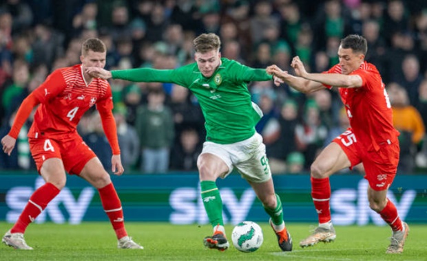 Ảnh bài viết Arsenal ra đề nghị cho Evan Ferguson