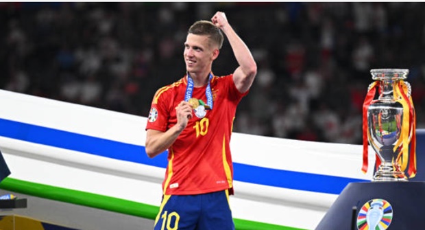 Ảnh bài viết Nhờ Olmo, M.U có thể sở hữu niềm tự hào Barca 
