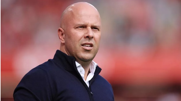 Arne Slot: Premier League khắc nghiệt