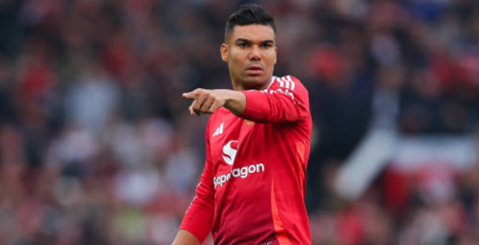 Ảnh bài viết Roy Keane gợi ý vai trò mới cho Casemiro