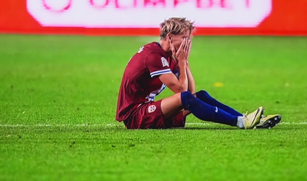 Odegaard: "Thật thất vọng và cay đắng" 