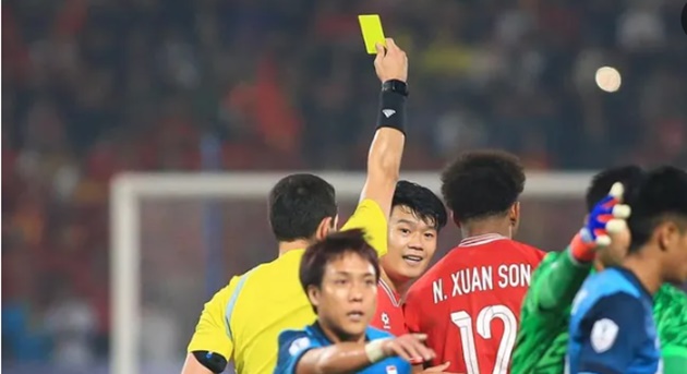 Rõ vụ Nguyễn Xuân Son nguy cơ bị treo giò ở chung kết AFF Cup 2024