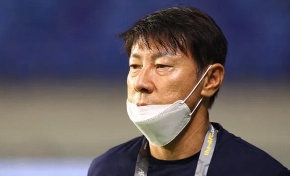 Shin Tae-yong bị sa thải vì cầu thủ nổi loạn?
