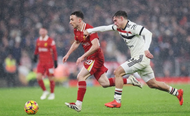 Ugarte đang hồi sinh tuyến giữa Man Utd