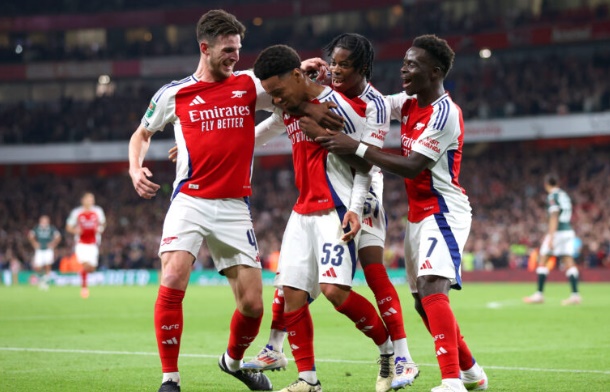 Arsenal đã tìm thấy "phương án chia lửa" 0 đồng cho Saka