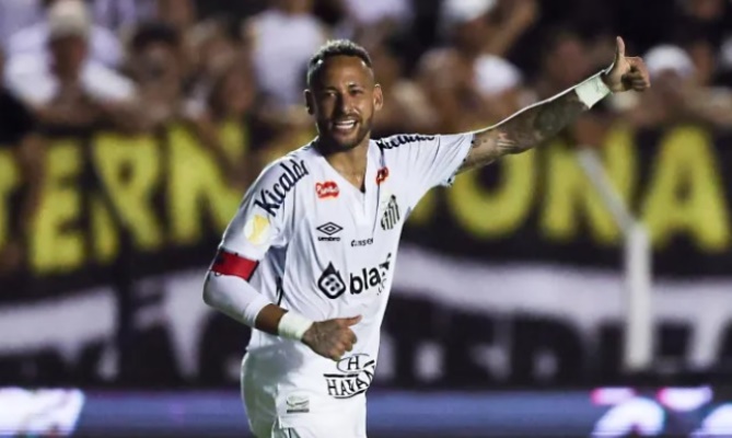 2 ông lớn phớt lờ Neymar