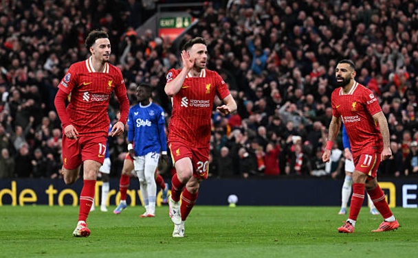 Liverpool 1-0 Everton: Cột mốc lịch sử; Tiến gần ngôi vương