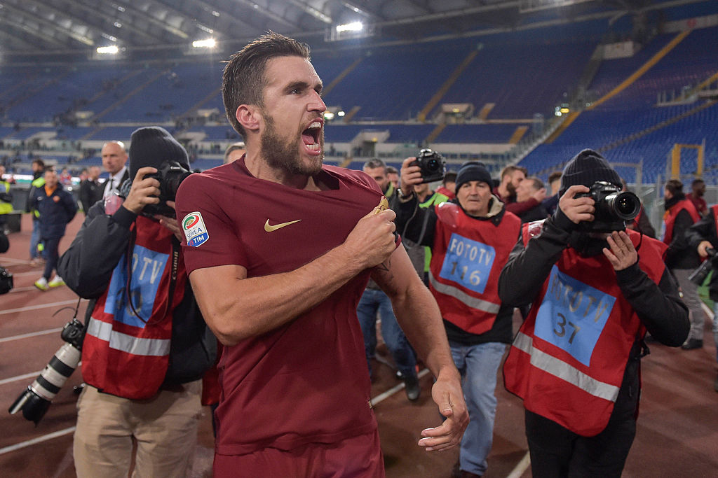 Strootman nói lời làm MU hụt hẫng  - Bóng Đá