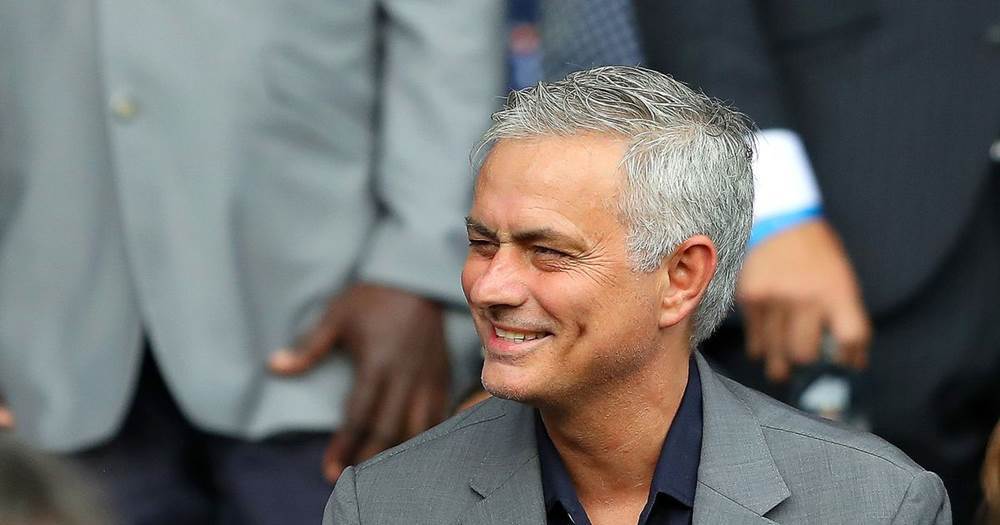 Mourinho quay trở lại Premier League