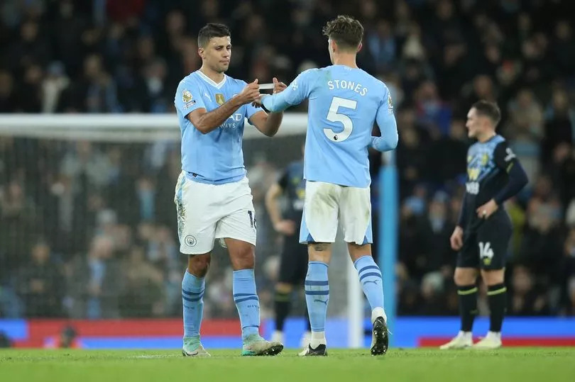 Ảnh bài viết Nghỉ hết mùa, hé lộ phản ứng của Rodri với đồng đội Man City