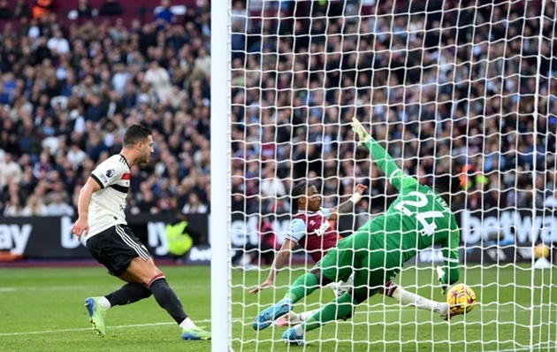 Dứt điểm tệ hại, Man Utd tay trắng rời London