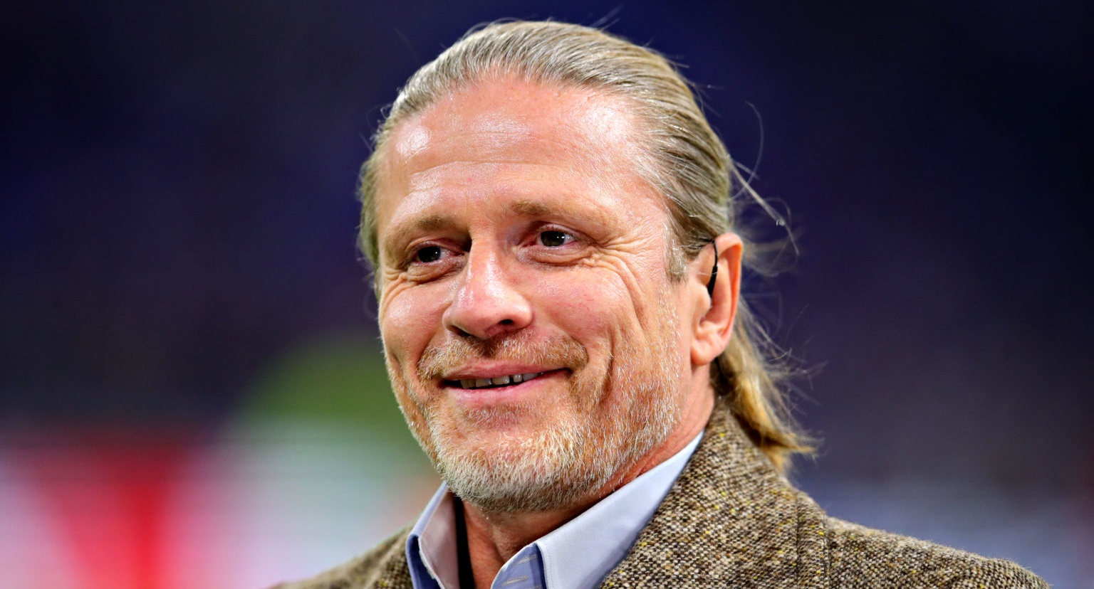 Emmanuel Petit rời Arsenal, đến Barca vì tình yêu và nỗi hối tiếc kéo dài