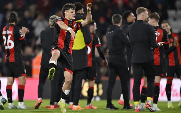 Kerkez và sứ mệnh tái sinh hành lang cánh trái của Liverpool