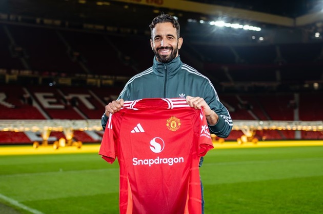 Ruben Amorim nhận visa làm việc, bắt đầu kỷ nguyên mới tại Man Utd