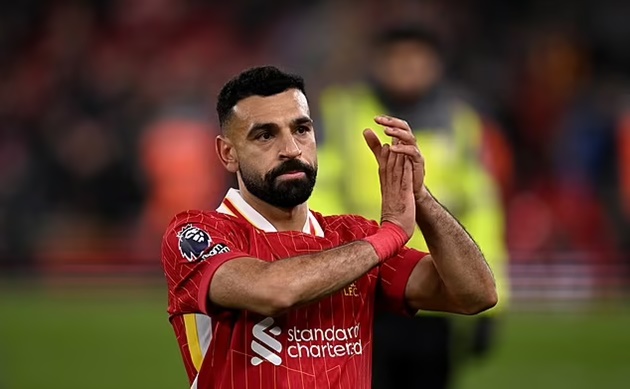 "Salah không phải cầu thủ đẳng cấp thế giới. Tôi muốn con mình học theo Vinicius"