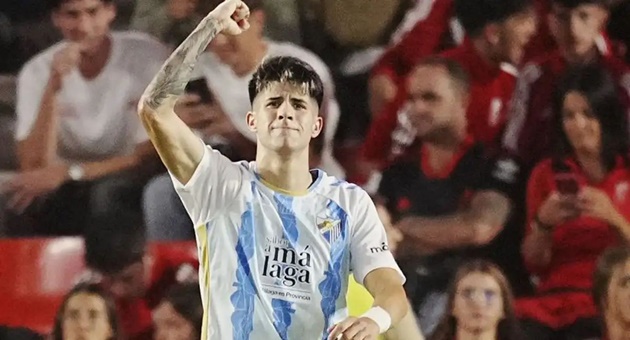 Real Madrid và Barcelona giành tài năng trẻ Antonio Cordero