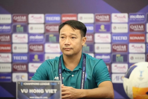 HLV Nam Định đặt mục tiêu đánh bại Tampines Rovers trên sân nhà