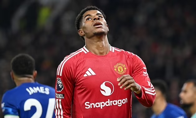 Tương lai ở MU mờ mịt, Rashford còn bị tình mới nóng bỏng cắt đứt quan hệ