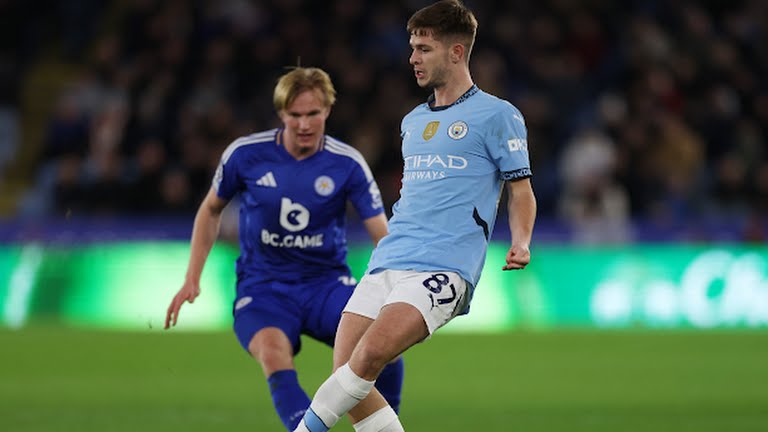 Man City chiến thắng, De Bruyne chỉ ra cái tên xứng đáng được khen ngợi