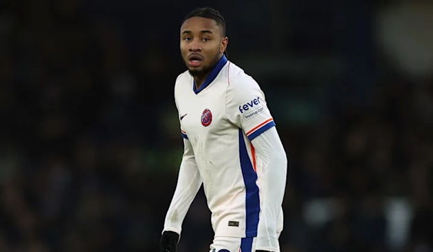 Lý do Nkunku tức giận với Felix ở trận thua Ipswich Town của Chelsea