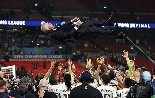 Ancelotti: "Chắc chắn Real sẽ không đi ngủ"