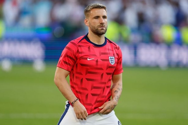 Southgate cập nhật 2 tin trái chiều về Shaw và Bellingham
