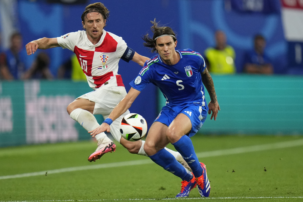 Arteta sẽ biến Calafiori thành John Stones 2.0 như thế nào?