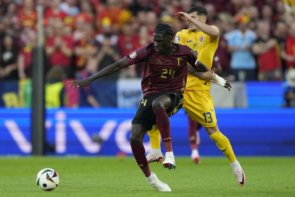 Ảnh bài viết Everton tiếp cận Lindstrom, Arsenal mừng thầm vụ Onana