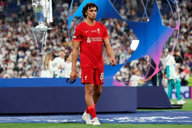 Chuyển nhượng tối 18/7: Low thay Southgate? Man Utd tìm đường ra cho Wan-Bissaka